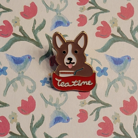Tea Time Corgi Dog With A Cuppa Enamel Pin - Picture 2 of 8